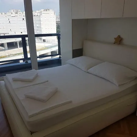 Апартаменты The Lux Lovi *